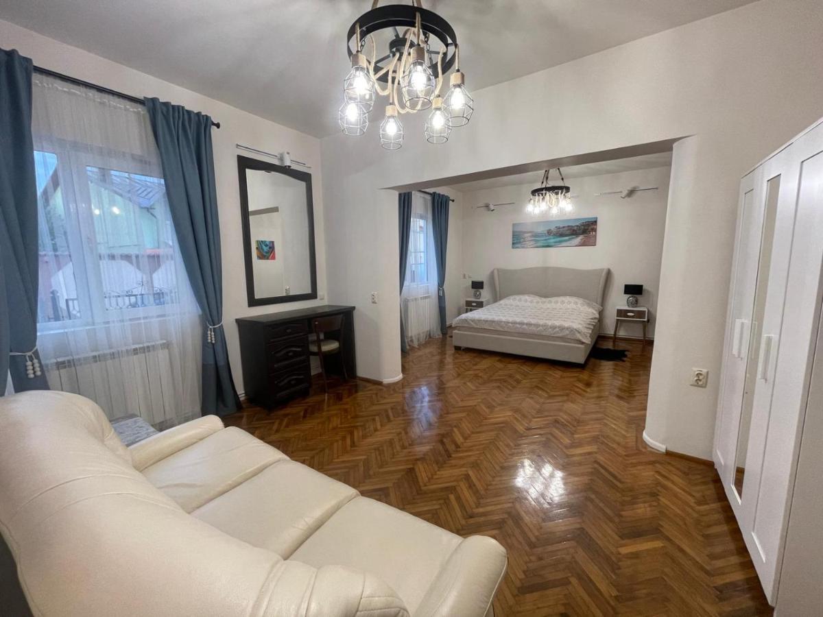 Premier rooms Ploieşti Extérieur photo