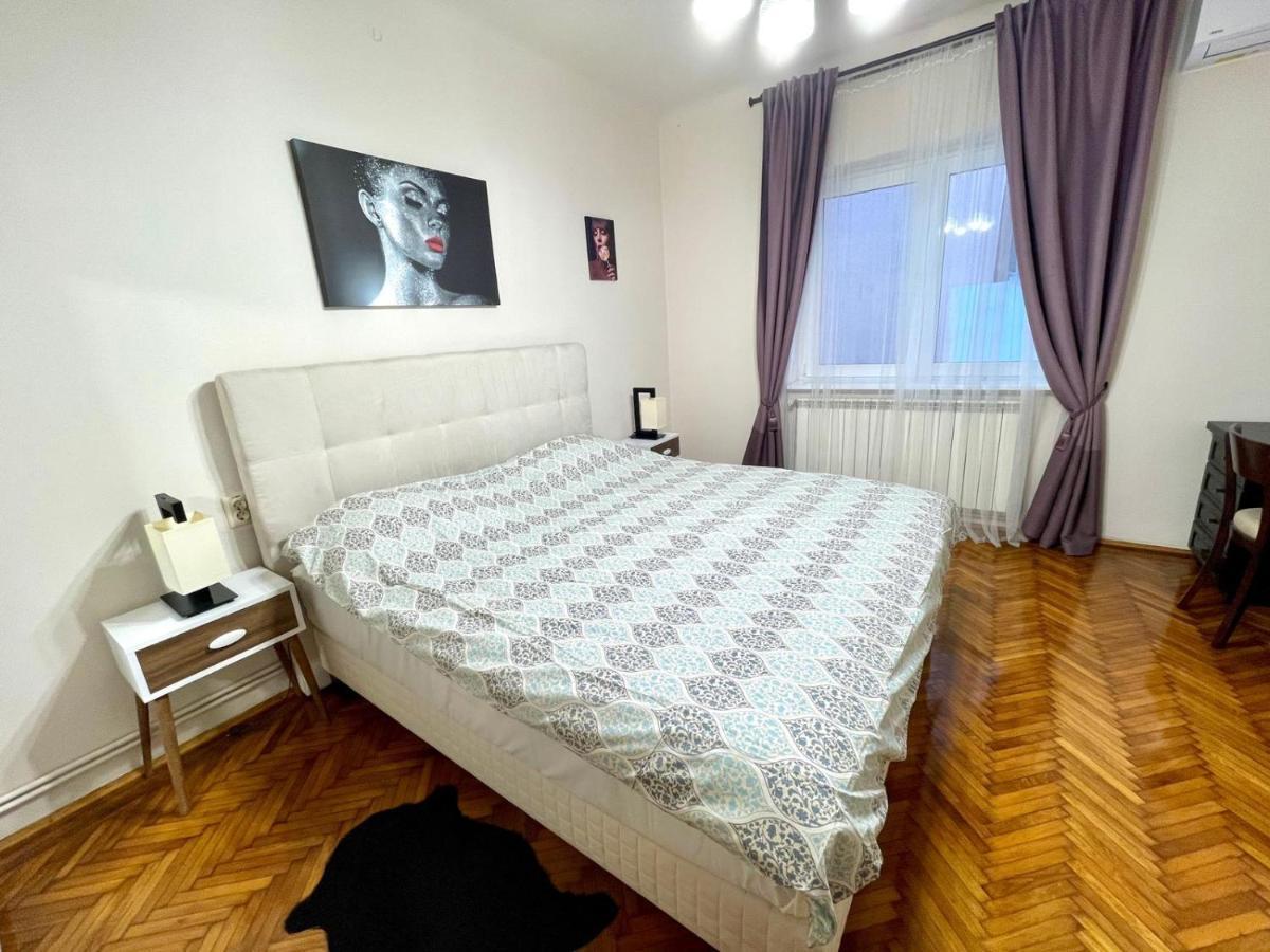 Premier rooms Ploieşti Extérieur photo